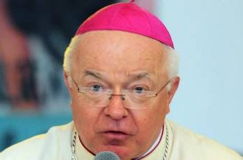 Vaticano deja libre a ex nuncio Josef Wesolowski