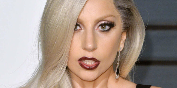 Lady Gaga narra experiencia de su depresión