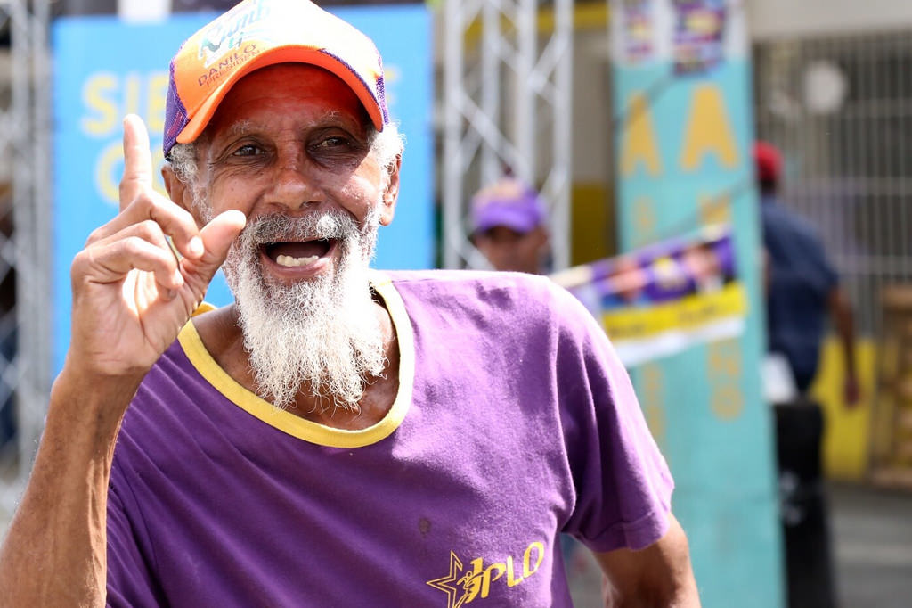 PLD y Bloque Progresista proclaman Euclides Sánchez