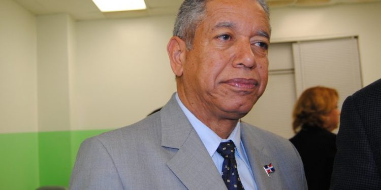 Héctor Guzmán regresa al PRD