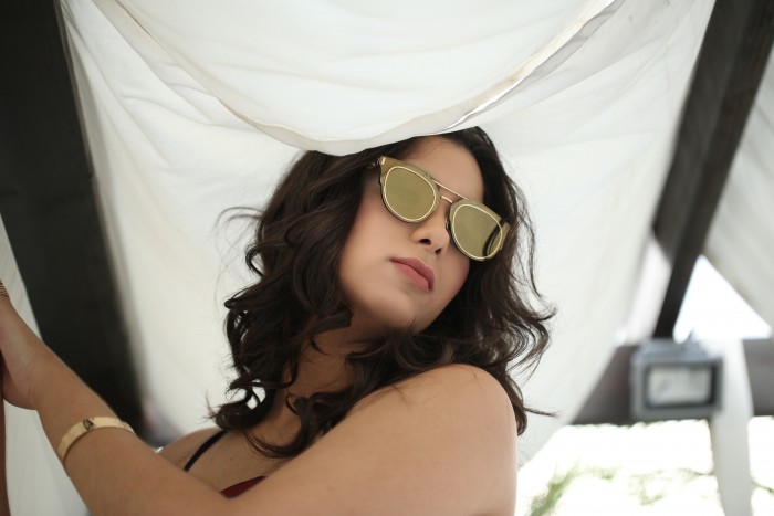 Janette Márquez, demasiado bella para ser sólo cantante