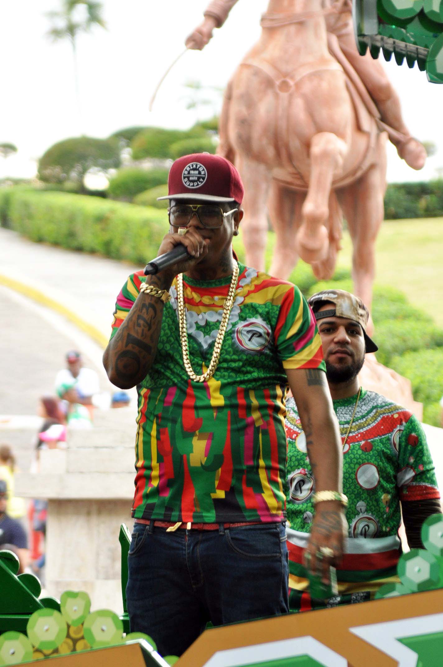 Con grandes conciertos arrancó éste domingo el Carnaval Presidente