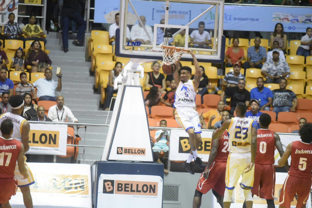 Metros de Santiago logran su quinta corona de la LNB