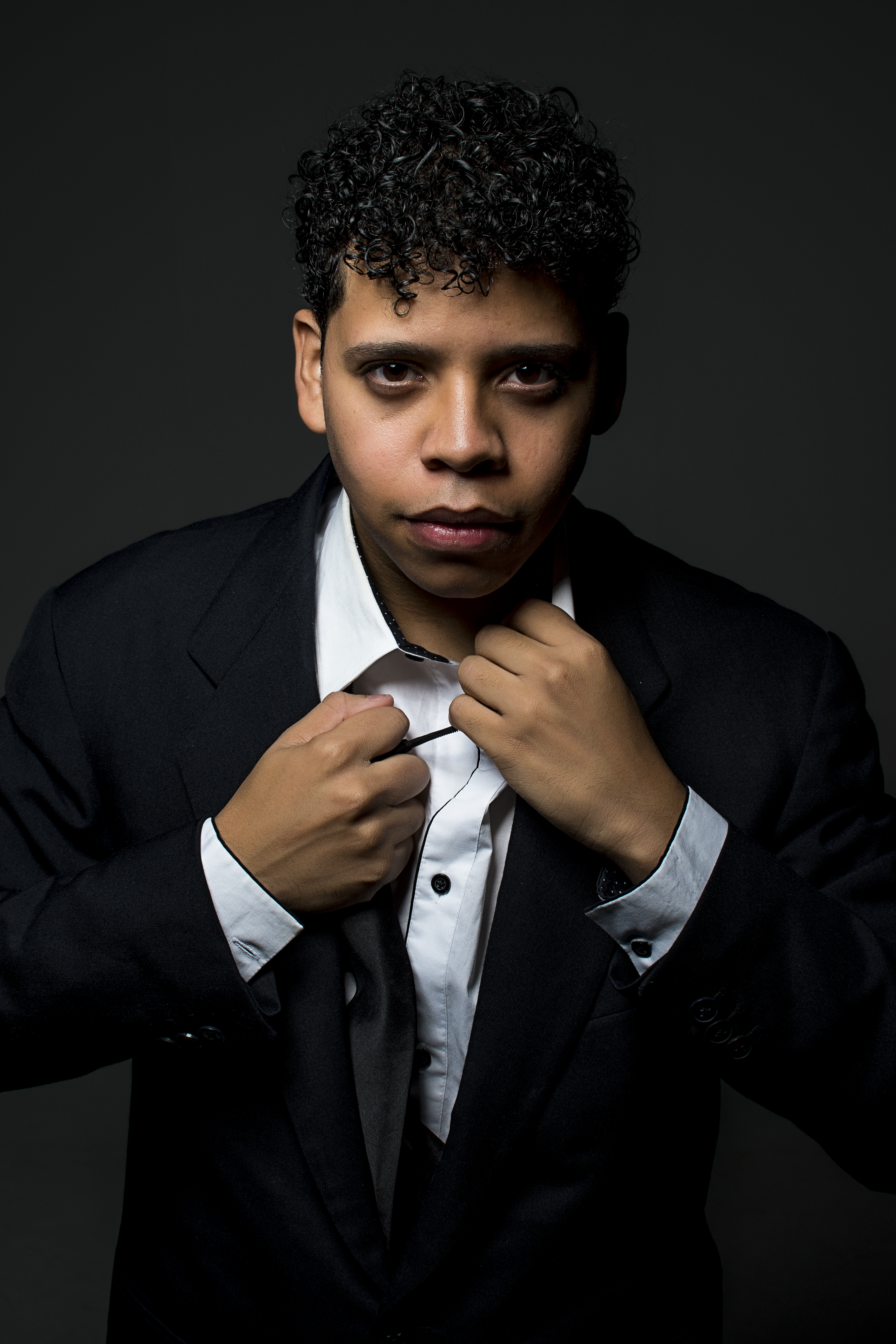 Actor Ninton Sánchez estrena en España film "Amor no te llame amor"