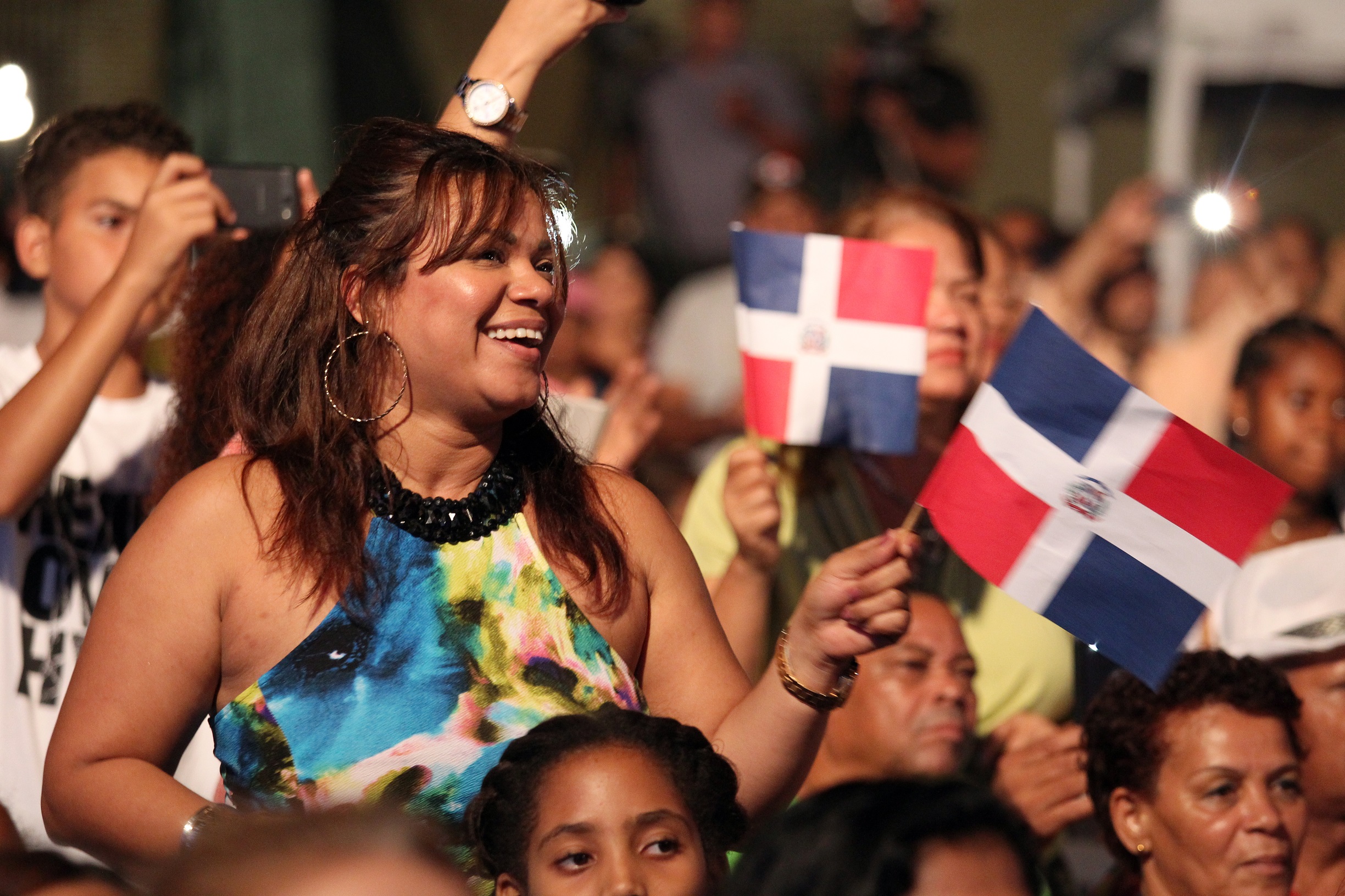 Fefita La Grande y Francisco Ulloa en un desborde de alegría típica en Fortaleza Ozama