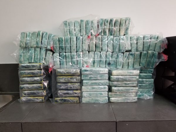 DNCD decomisa 113 paquetes de cocaina en Boca del Yuma