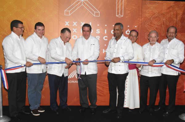 Francisco Javier exhorta sector turismo a continuar unido