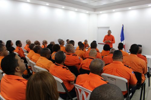 Defensa Civil preparada ante posible paso de huracán Irma