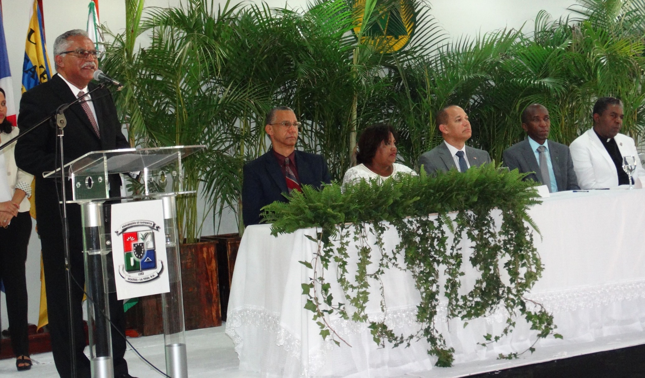 Más de 1,000 docentes formados en temas de cambio climático