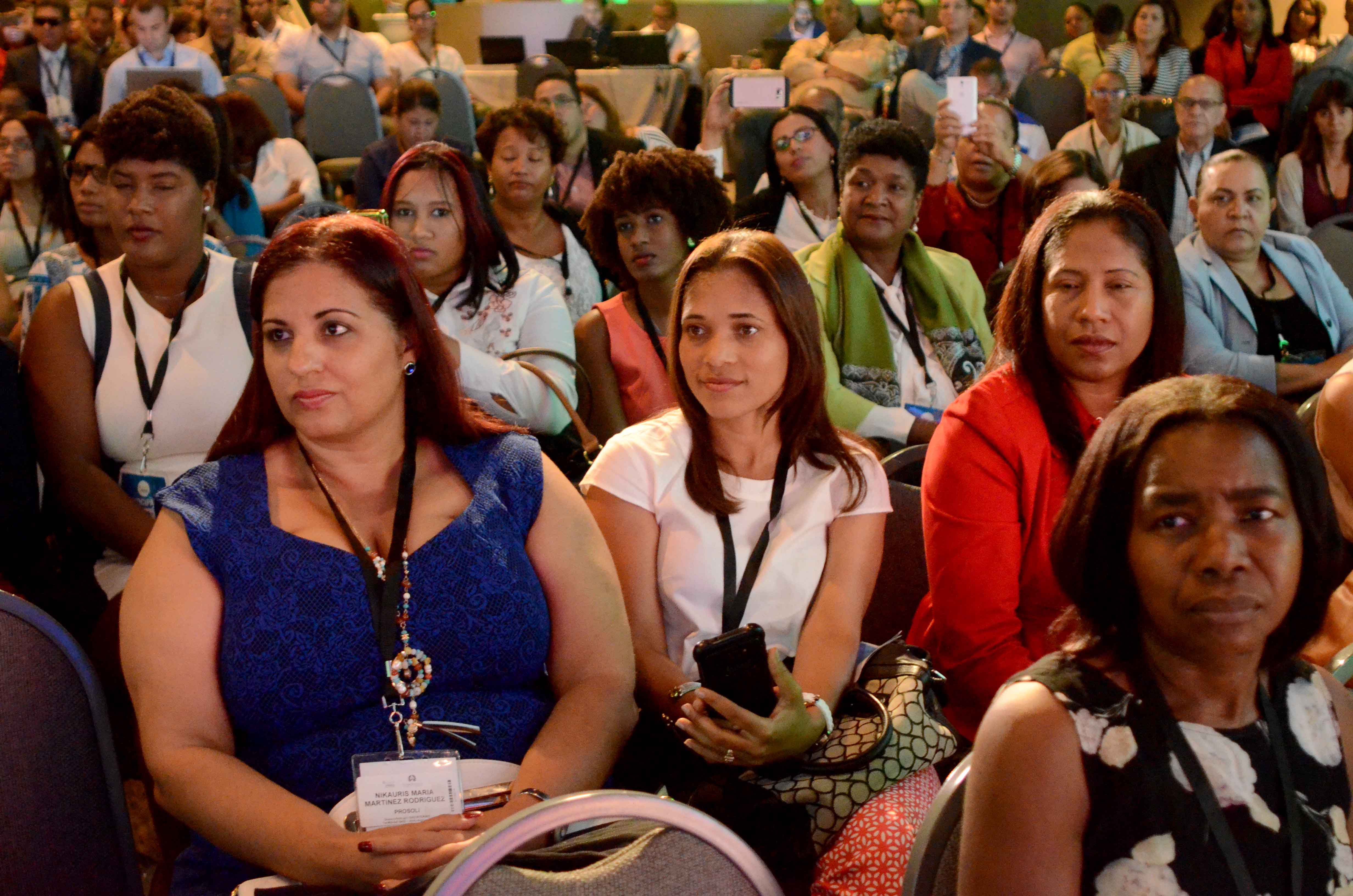 Presentan dispositivos para combatir enfermedades crónicas