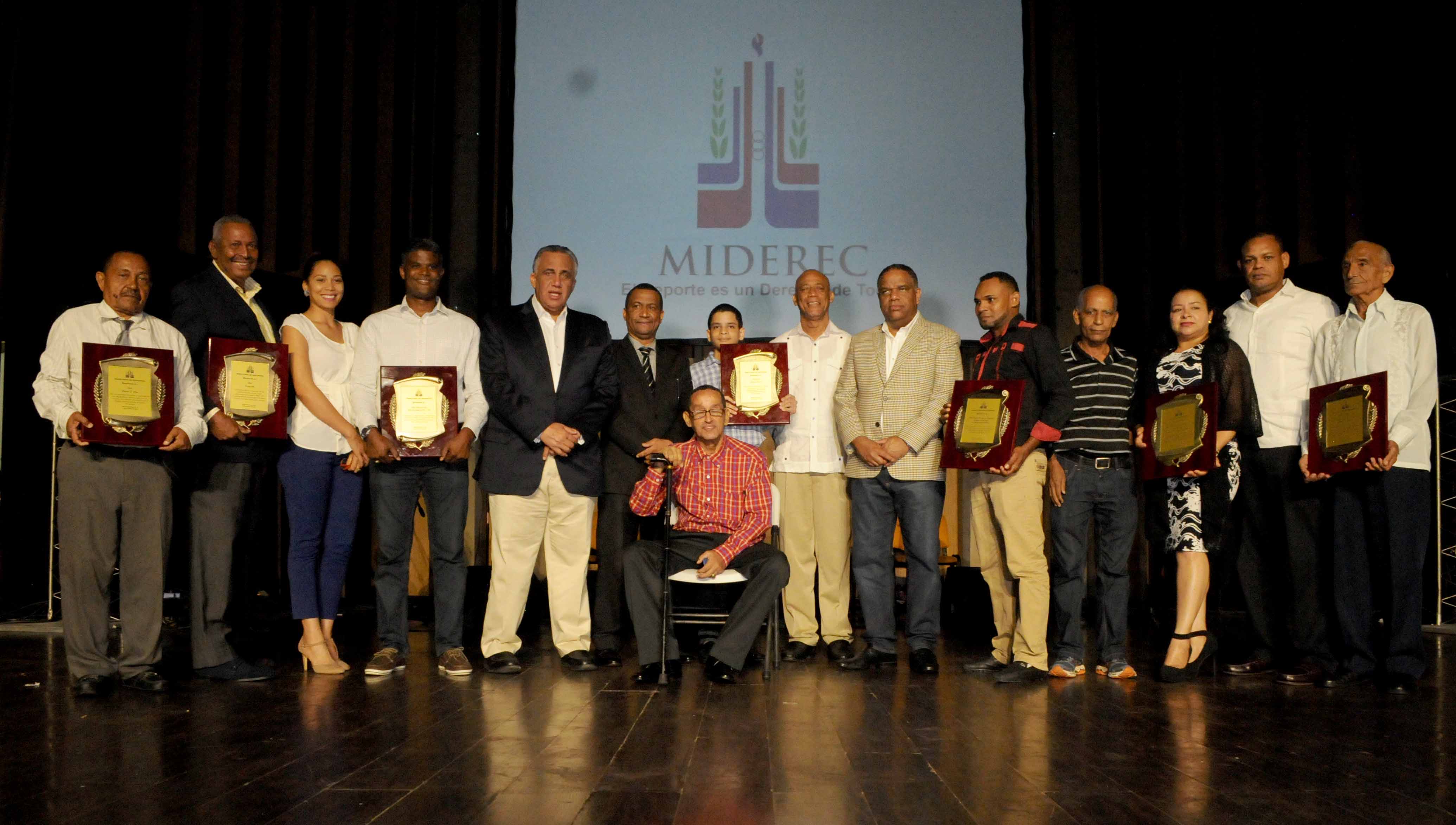Ministerio de Deportes celebra el Día Nacional de los Clubes