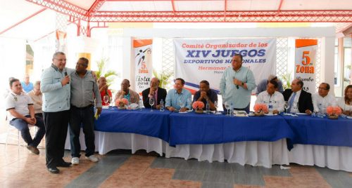 Empresarios y autoridades de Moca prometen apoyo Juegos Nacionales