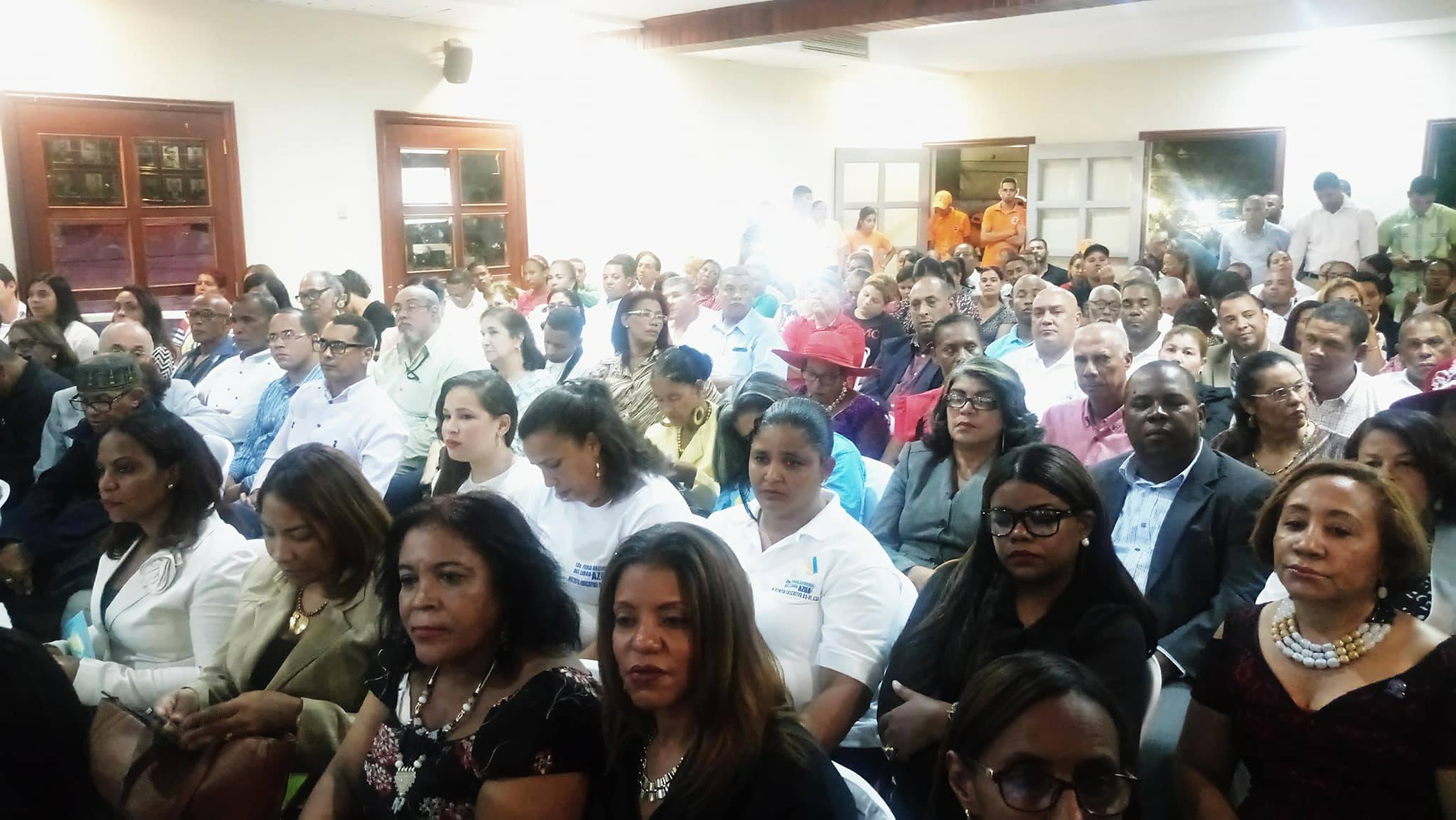 Azua de Compostela vive pleno júbilo cultural