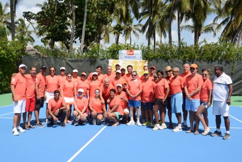 Torneo de tenis por 30 aniversario de Viva Wyndham Resorts