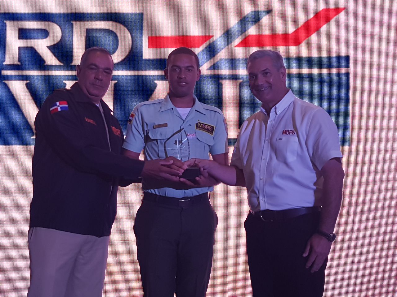 MOPC celebra 1 millón de asistencia vial en autopistas y carreteras