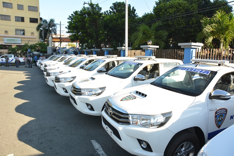 Más de 24 mil policías vigilarán calles y plazas comerciales en Navidad