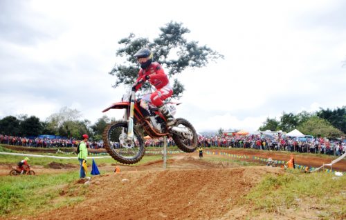 Luís José Durán barre motocross de Jarabacoa