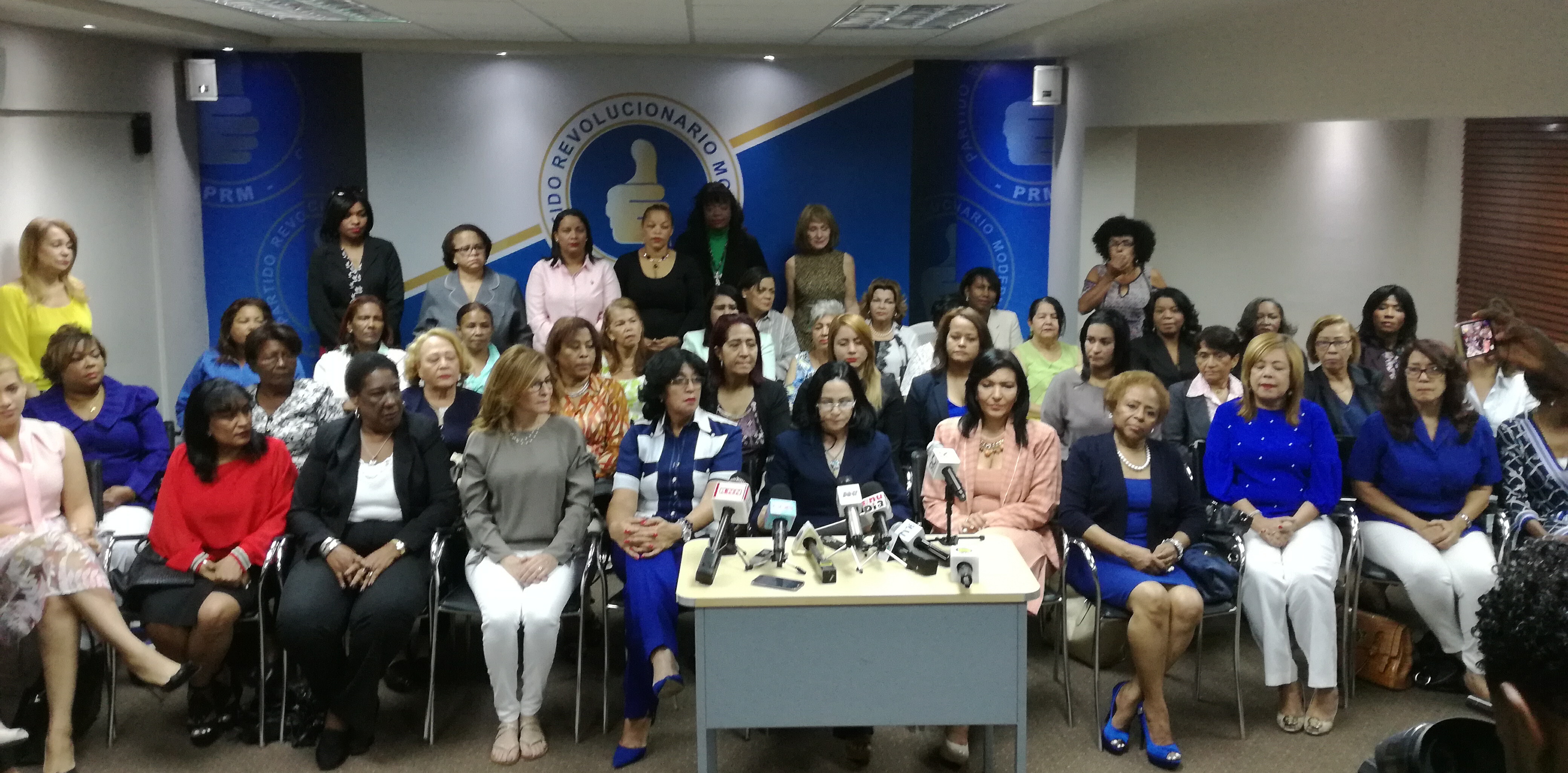 PRM presenta mujeres candidatas en la Convención de febrero