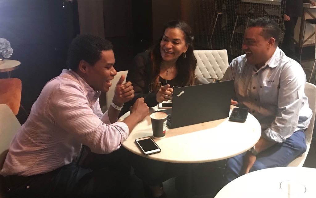 Raymond y Miguel con nuevos representantes en EEUU