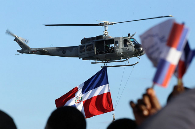 Impresionante desfile militar en el malecón