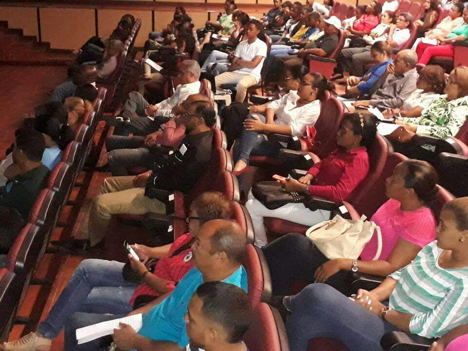 Diputada Mirelys Uceta auspicia conferencia a niños con discapacidad