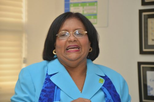 Mercedes Rodríguez asume dirección de SeNaSa