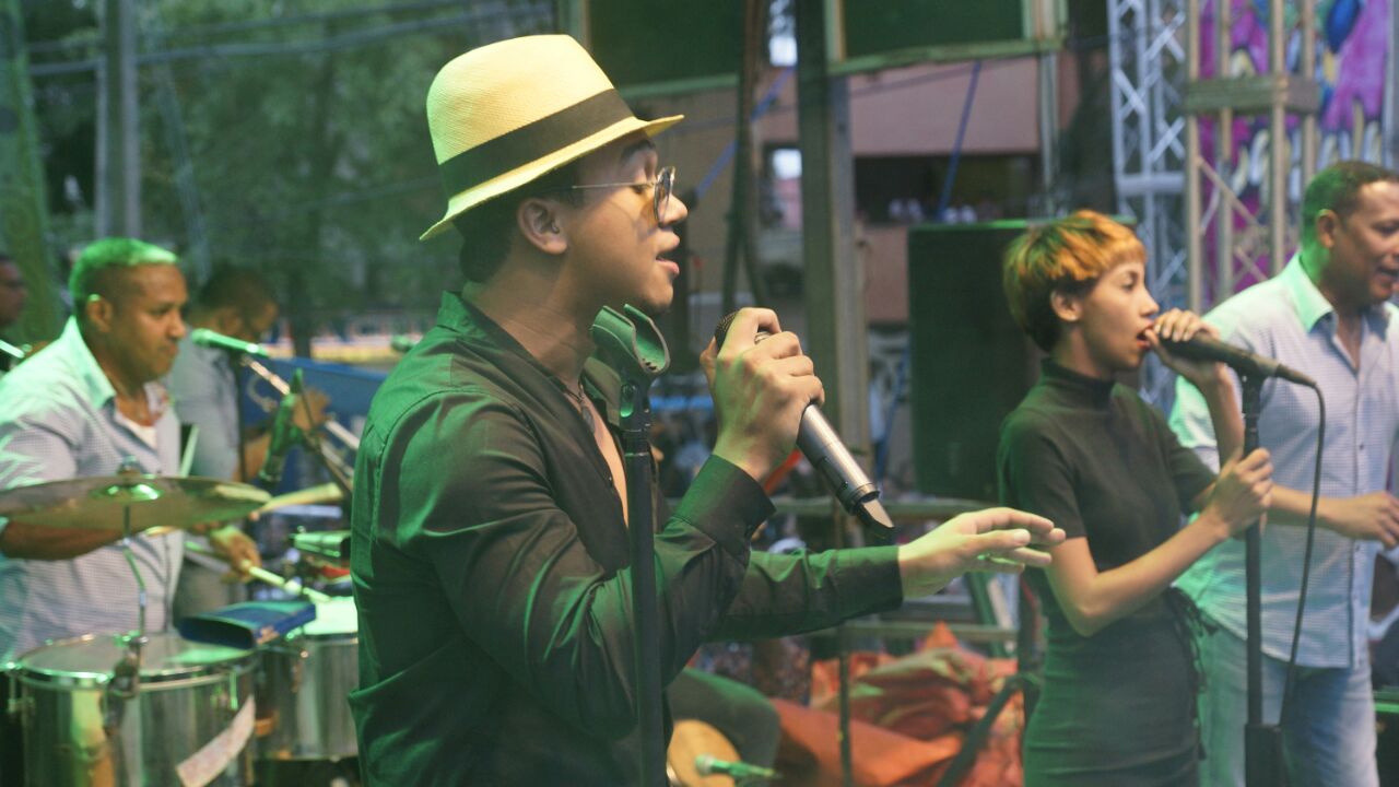 Vibra el carnaval en Santo Domingo Este