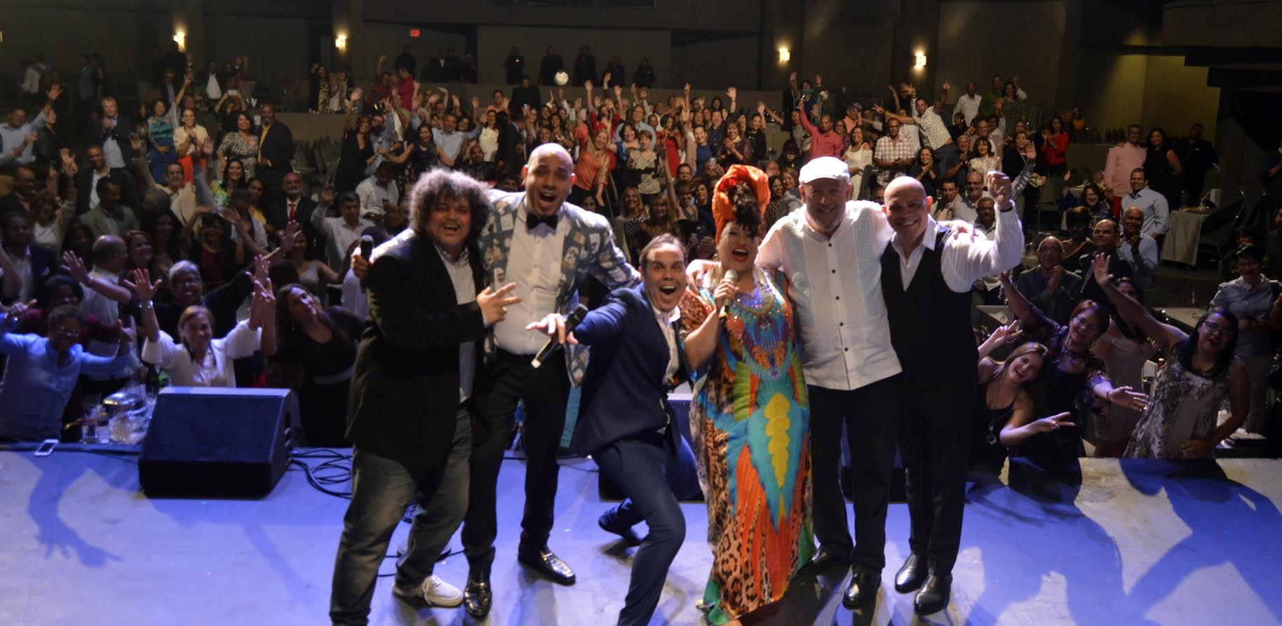 Diomary y Amaury, llevaron intimidad y romance al Teatro La Fiesta