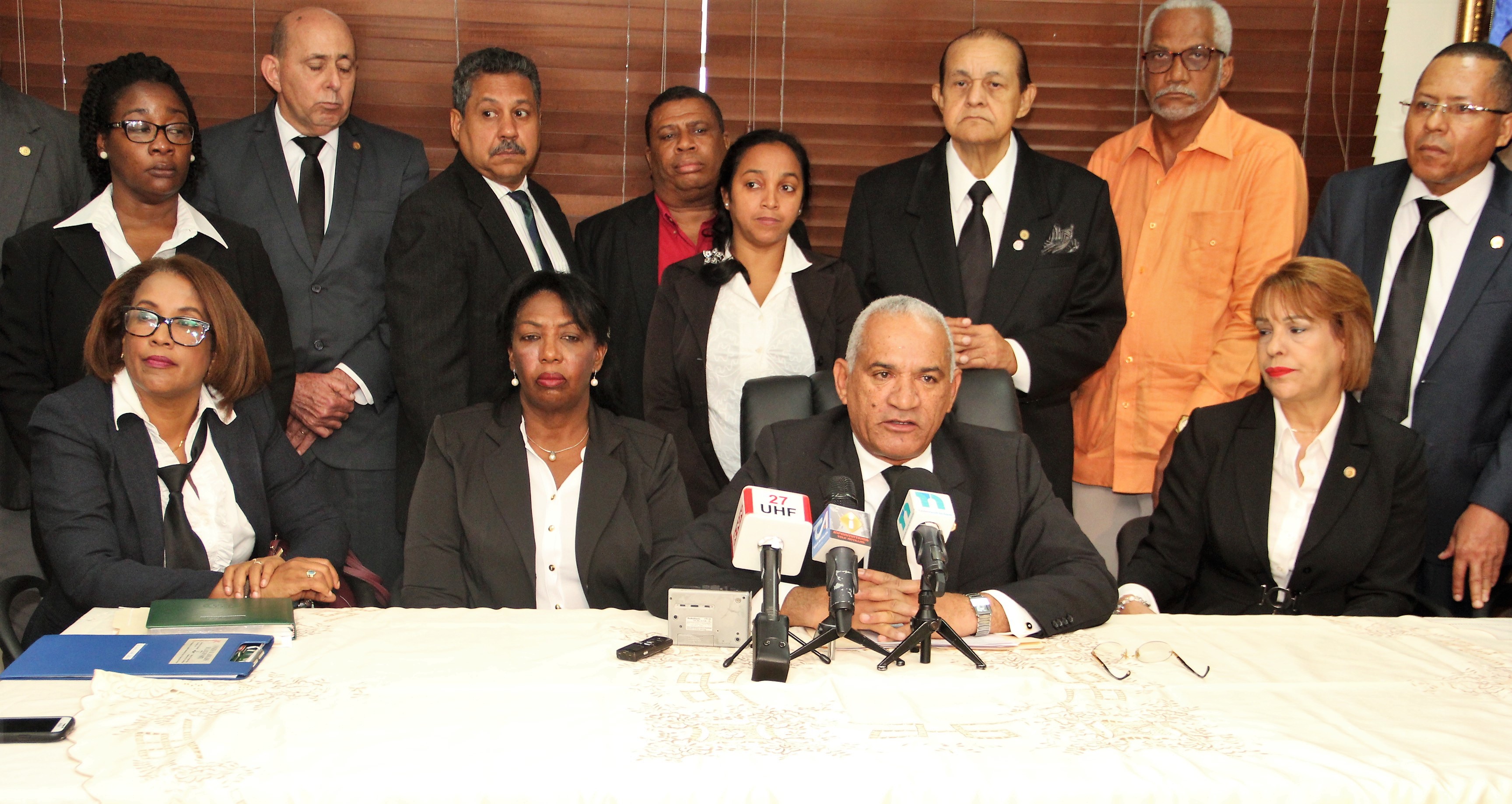 Problemas en el Colegio de Notarios