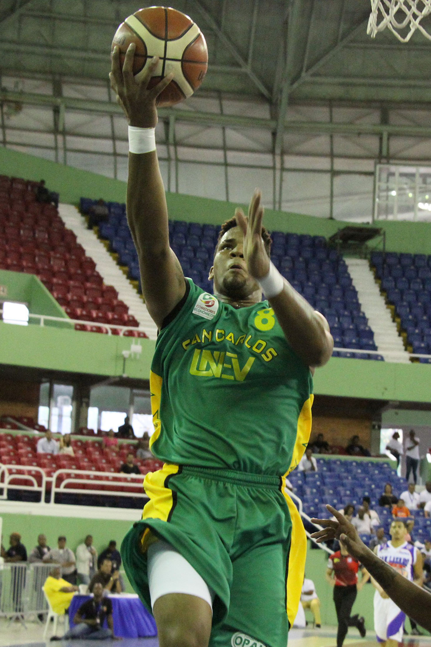 San Carlos supera a San Lázaro en el TBS del Distrito Nacional