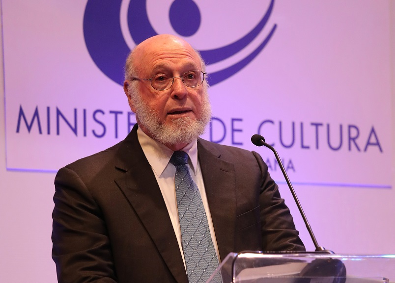 Medina deja inaugurada 21ª Feria Internacional del libro
