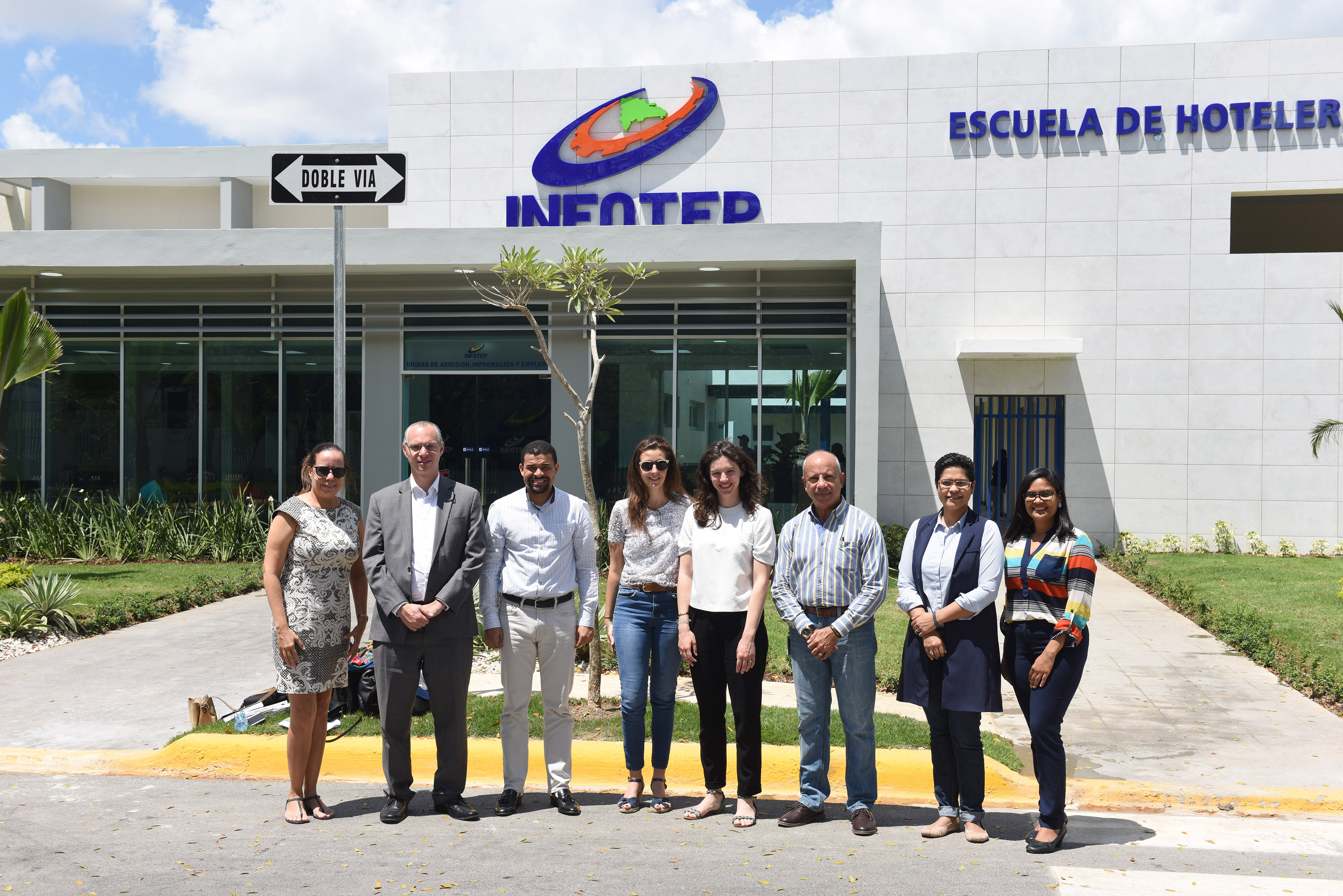Escuela del INFOTEP eleva calidad del turismo en RD