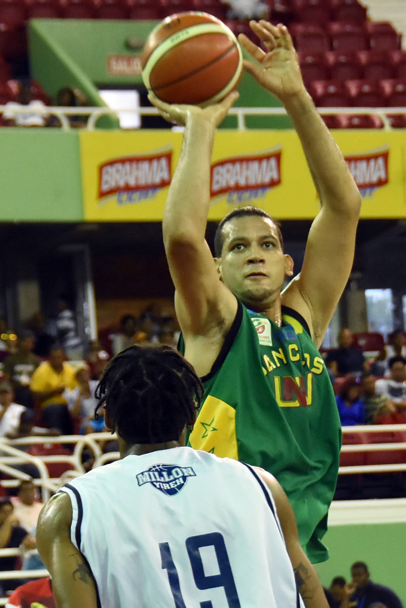 San Carlos vence a El Millón y entra en pelea clasificación