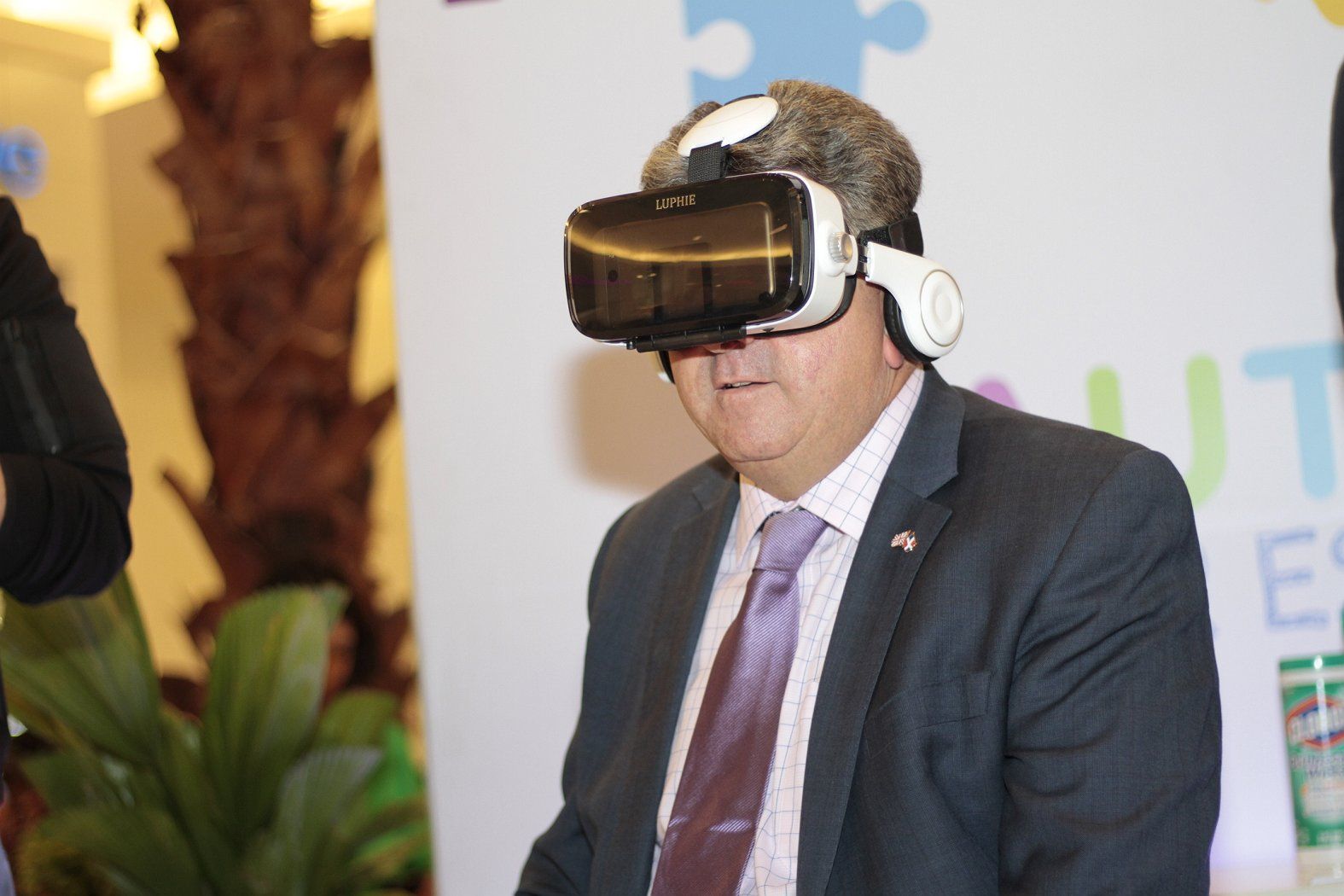 Autismo en Experiencia Virtual: uso de la tecnología para concientizar sobre Autismo