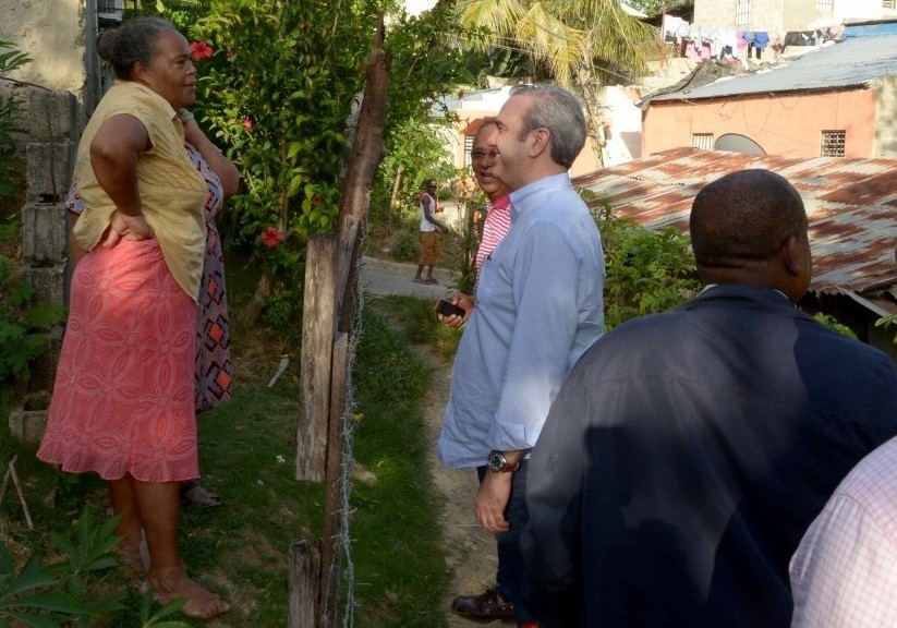 Luis Abinader llama al Gobierno priorizar problemas sociales