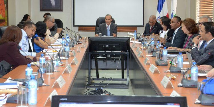 Afiliados con enfermedad terminal podrán retirar sus aportes de la AFP