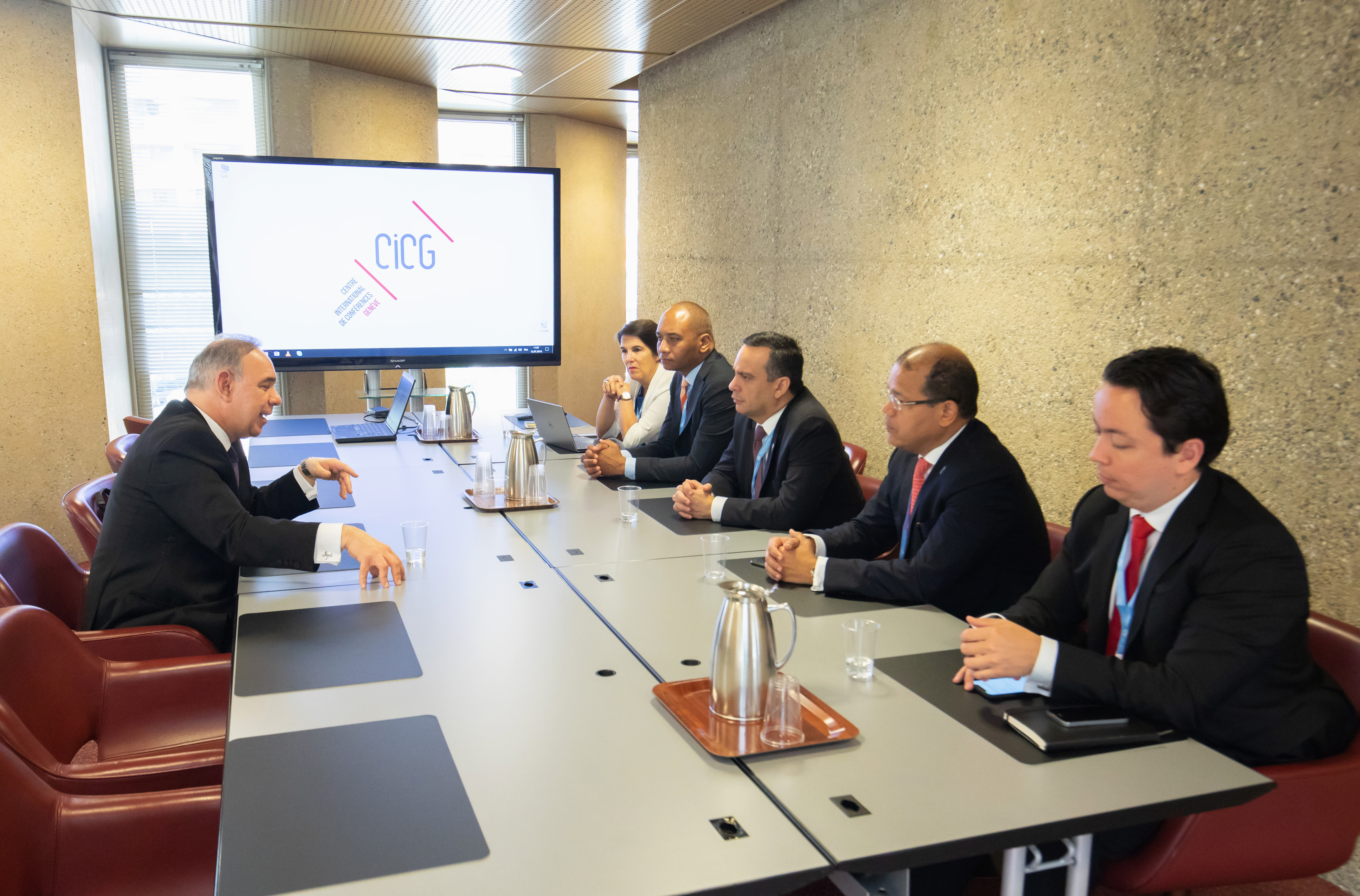 Ginebra: Indotel participa en Simposio Mundial de Reguladores que la UIT