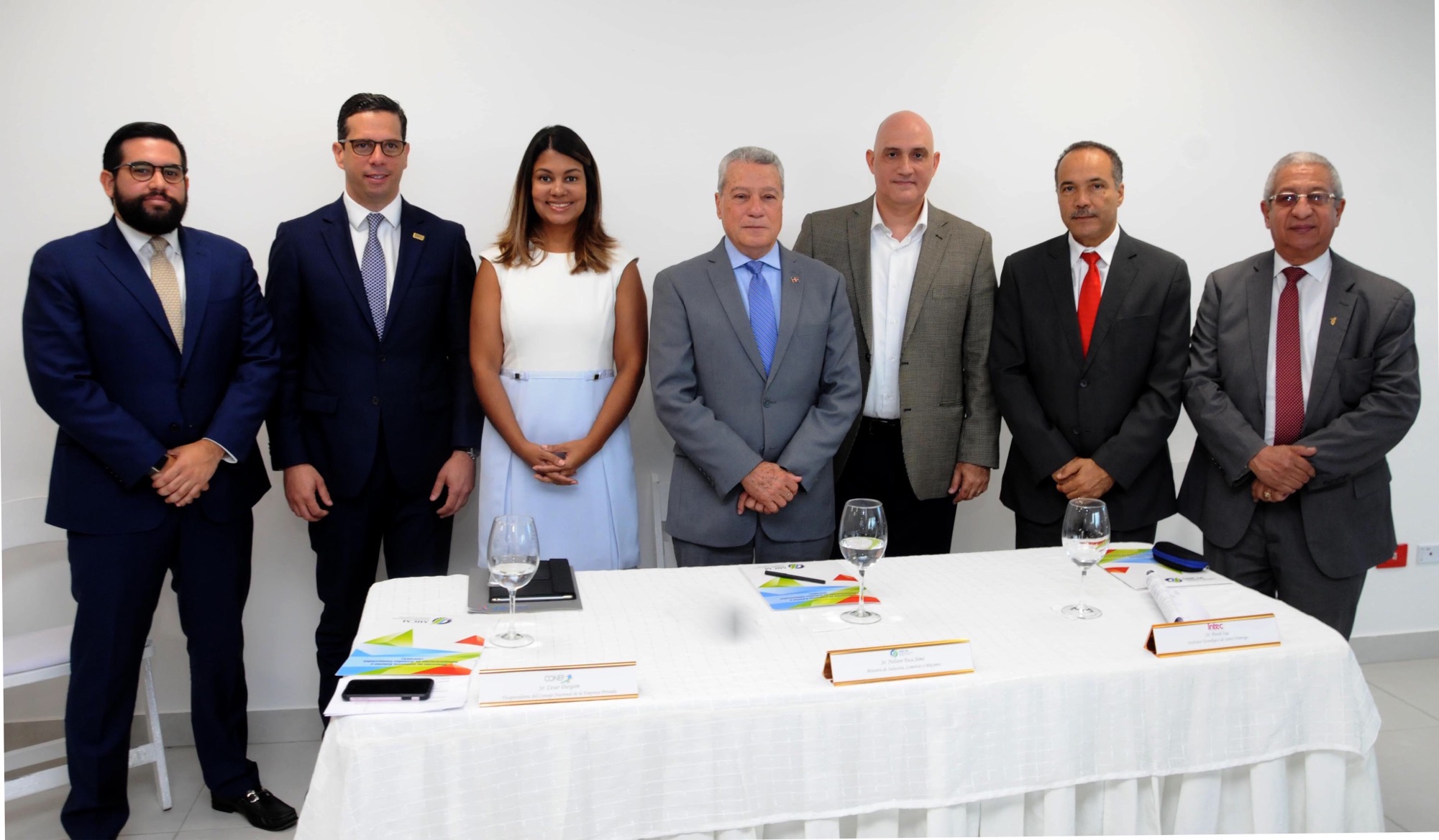 MICM inicia proceso para elaboración de la Estrategia Nacional de Exportación de Servicios