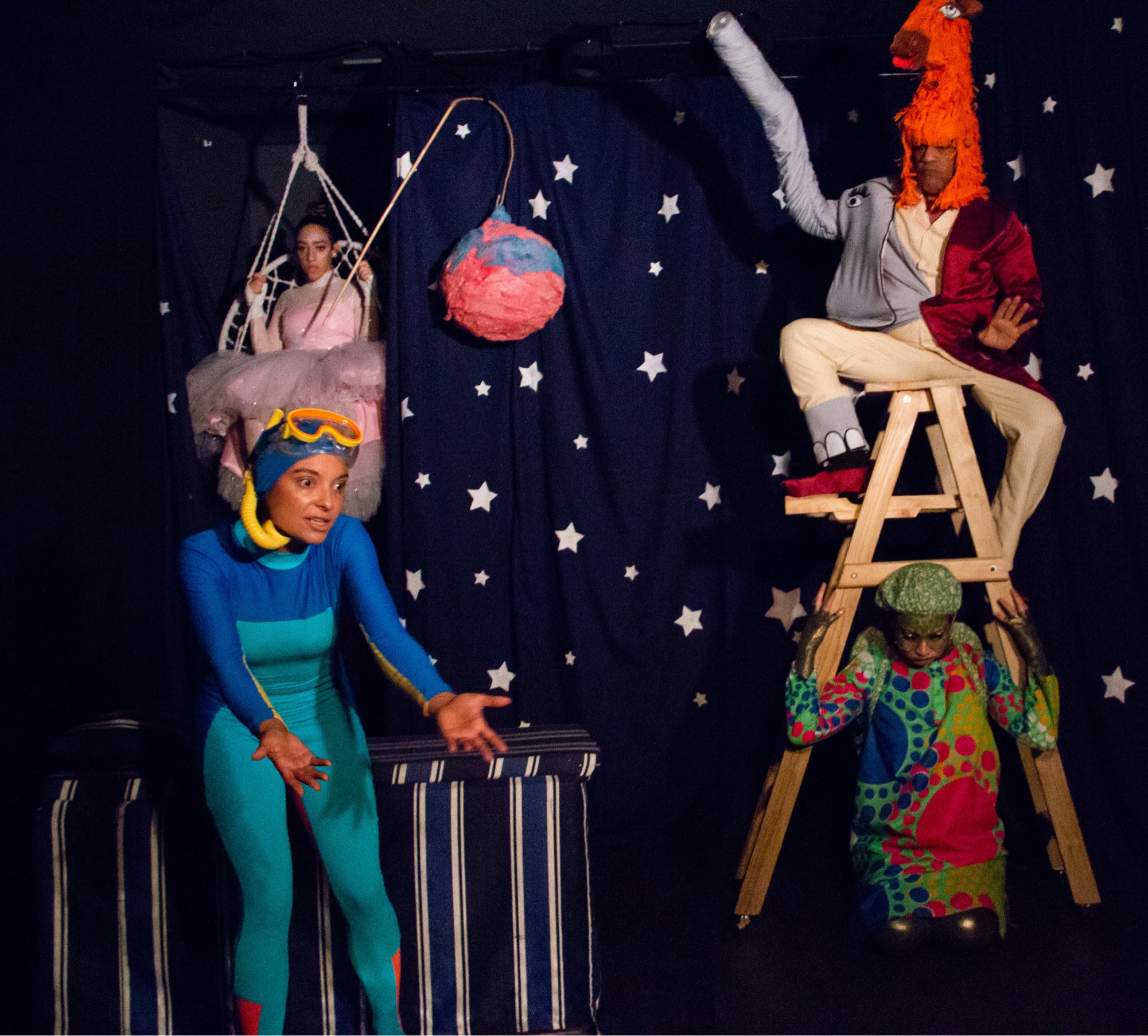 Estreno mundial del espectáculo teatral ¿A qué te sabe la Luna?,