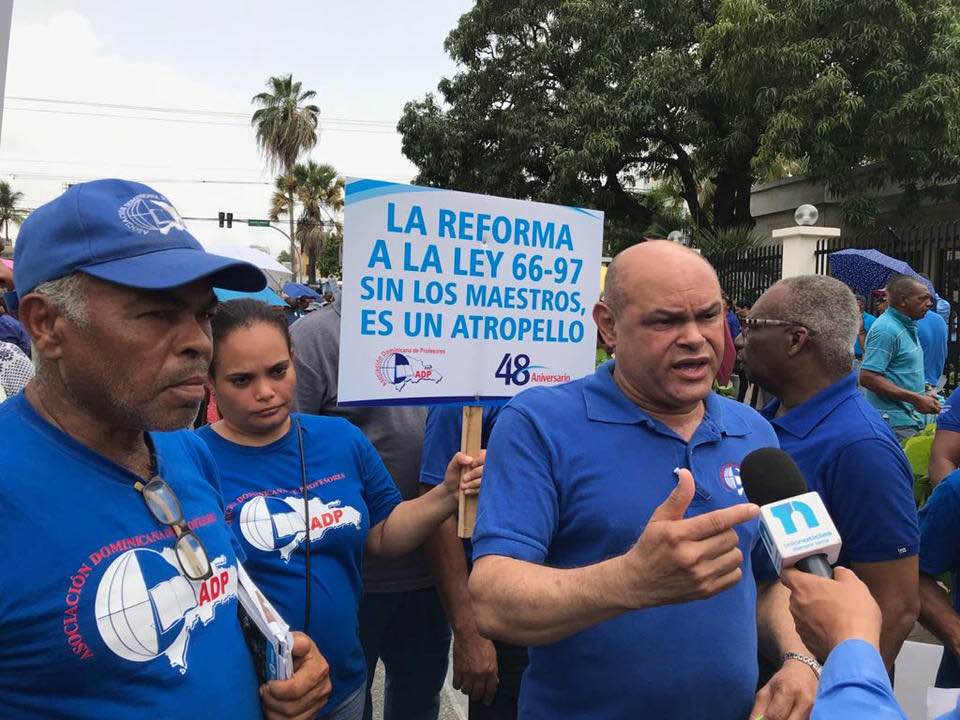Candidato a la presidencia de la ADP critica la dirigencia de ese gremio