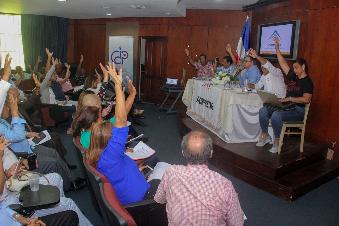 Adompretur celebra asamblea general