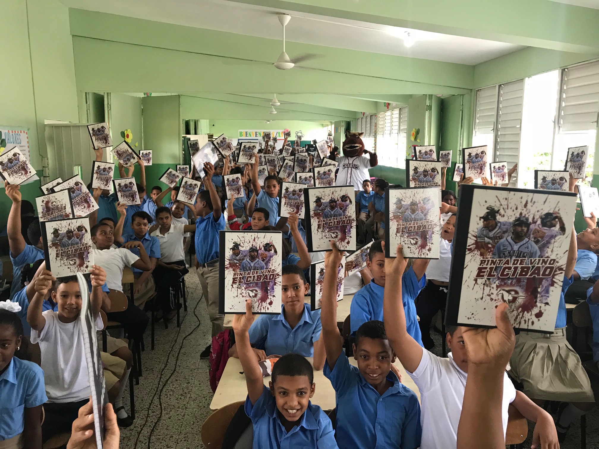 Gigantes del Cibao inician Tour por la educación 2018