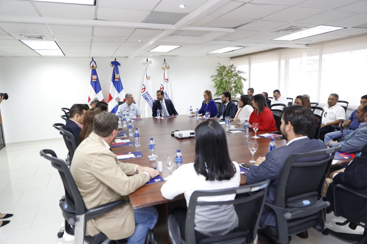 Instituciones dan seguimiento a trabajos de ventanilla Única de Construcción