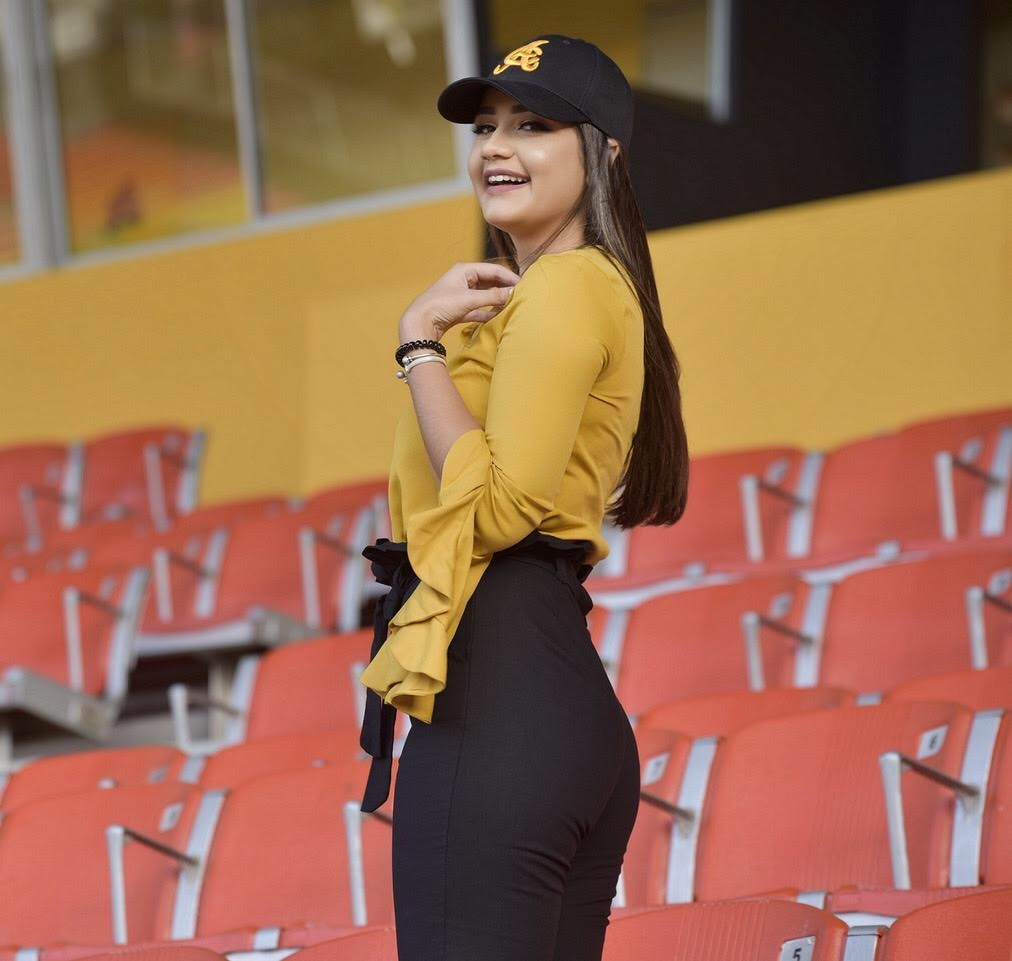 Conozca la madrina de la Águilas Cibaeñas