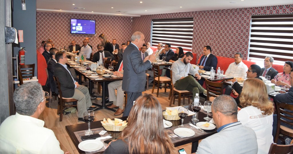 Economistas advierten salud del planeta está en peligro