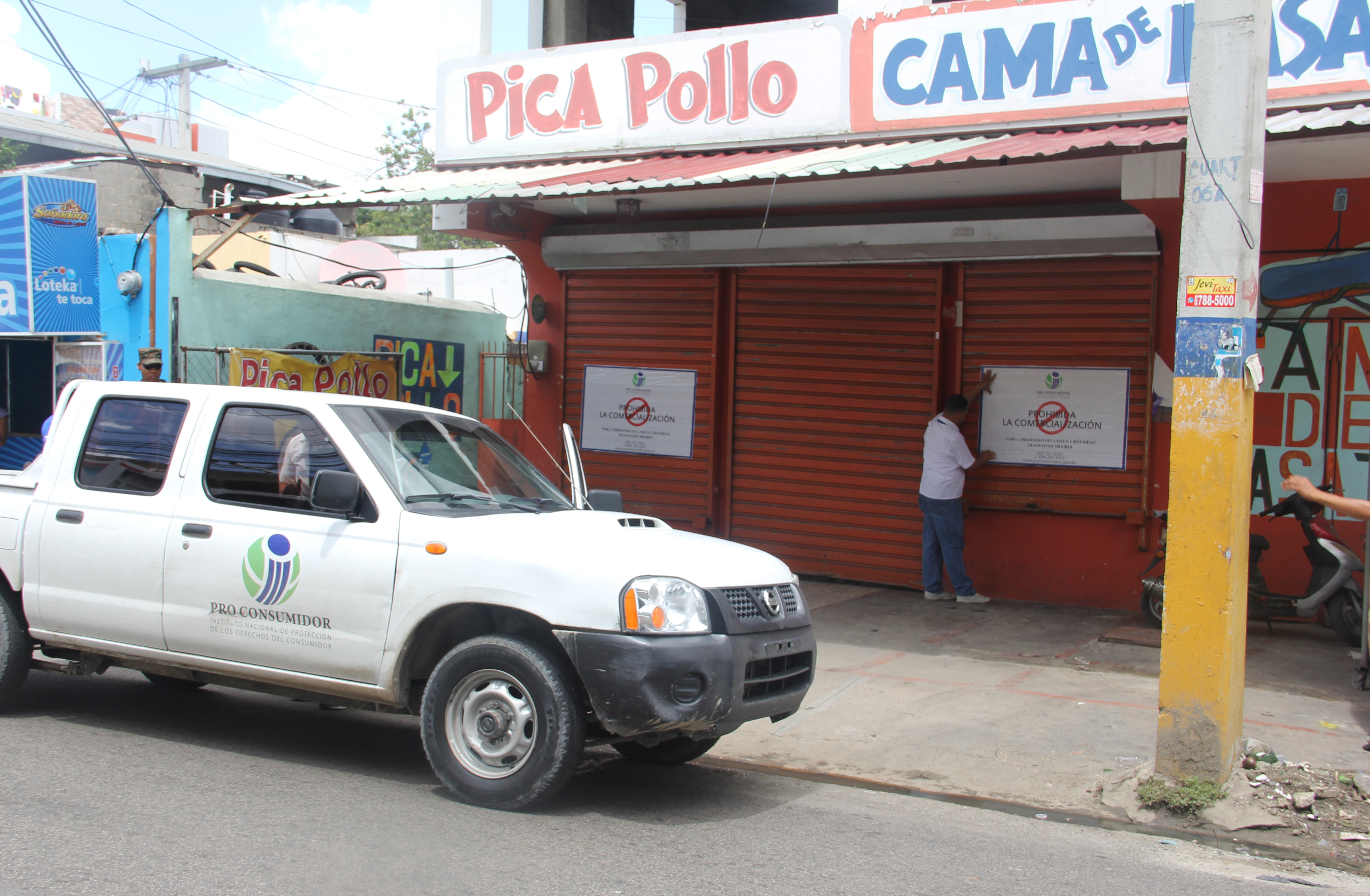 Pro Consumidor cierra a Faichan en Piantini y Pica Pollo 66 en Los Mameyes