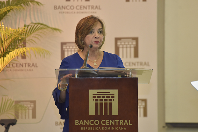 BCRD presenta libro sobre el turismo en República Dominicana