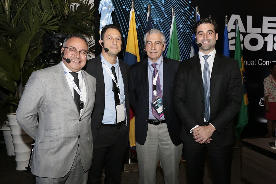 Debaten futuro de las exportaciones de servicios en RD y LATAM