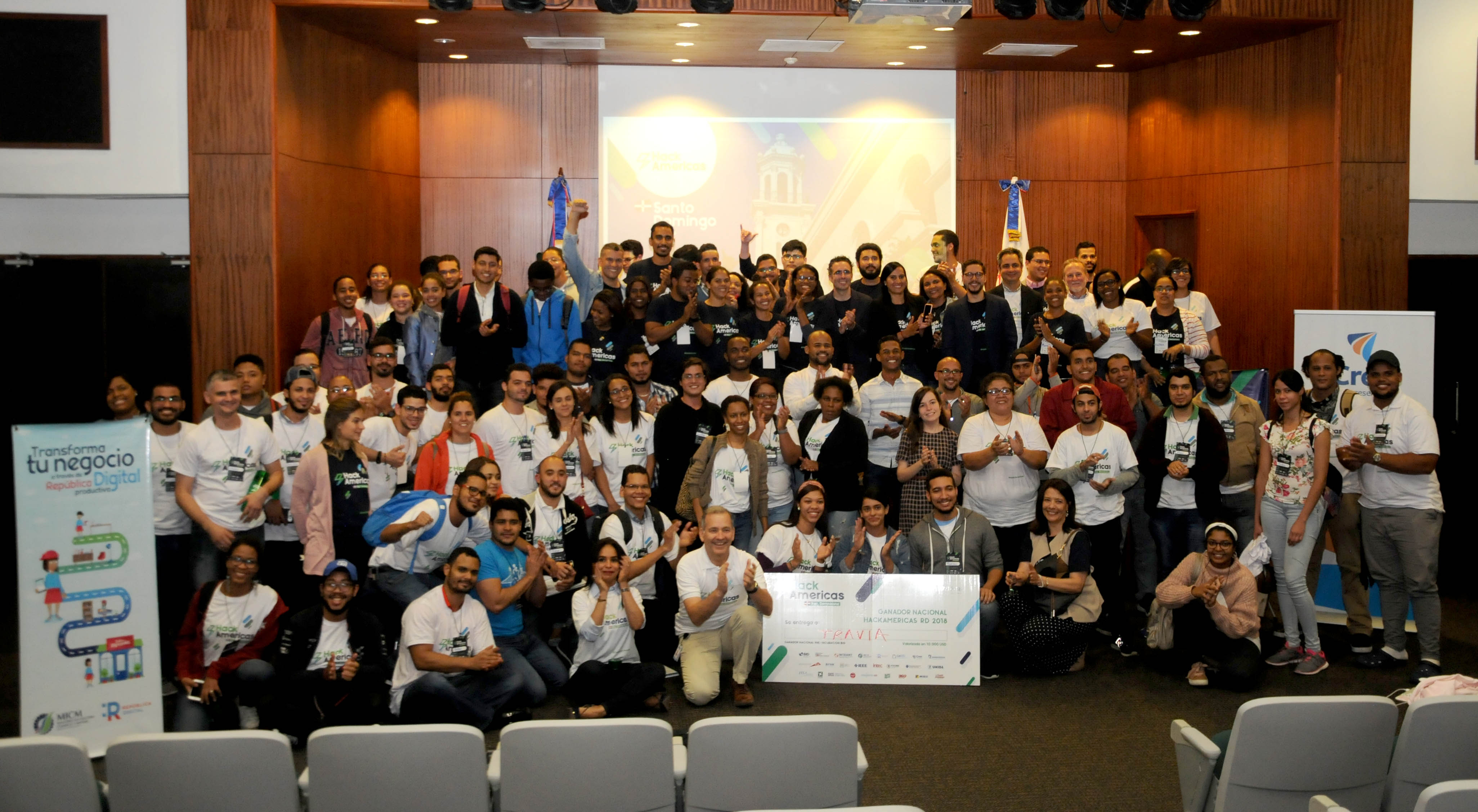 Equipo Travia gana competencia HackAmericas 2018