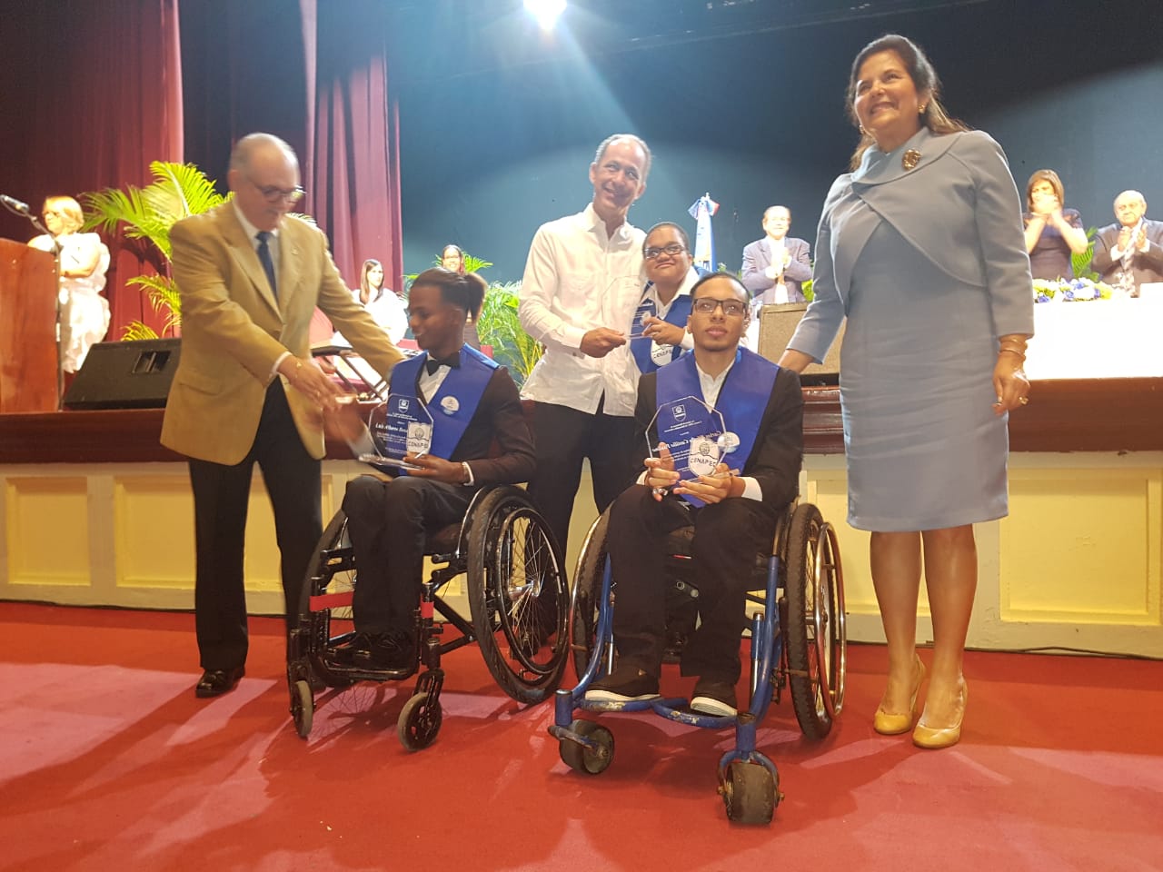 CENAPEC gradúa 1,540 bachilleres en Santo Domingo